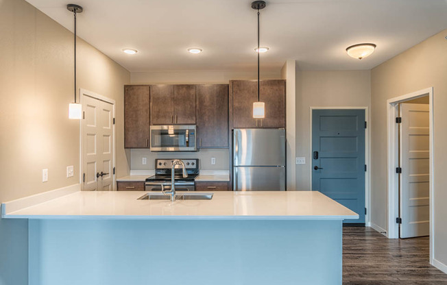 2 beds, 2 baths, 1,044 sqft, $1,355, Unit 116