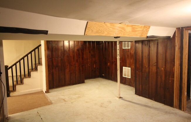 2026/2027 JHU Homewood Off-Campus 6bd/3ba house w/ W/D. Available 6/6/2026