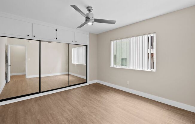 2 beds, 1 bath, 720 sqft, $2,500, Unit Unit #4