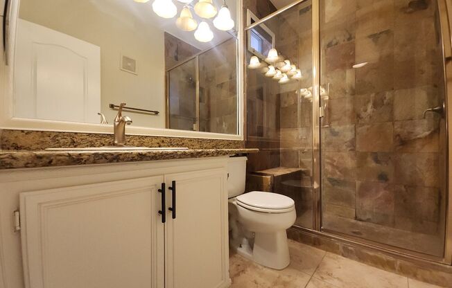 3 beds, 2.5 baths, $1,750, Unit Unit 1039