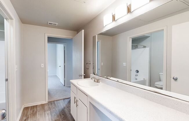 3 beds, 2 baths, 1,150 sqft, $1,438