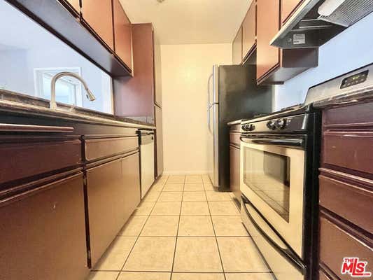 100 N Clark Dr