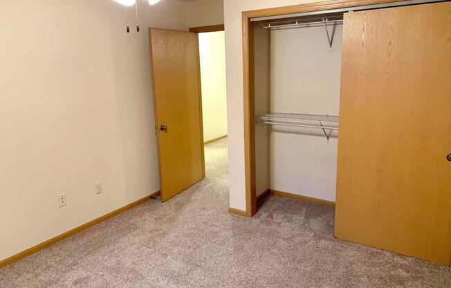 3 beds, 2 baths, 1,453 sqft, $1,705, Unit RT 5810