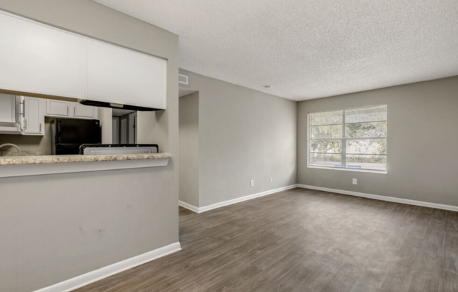 1 bed, 1 bath, 500 sqft, $975, Unit 1202-B