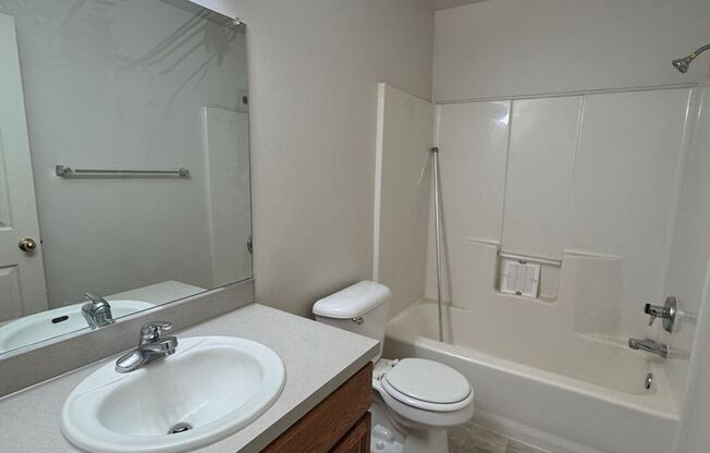 3 beds, 2 baths, $2,795