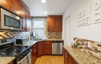 3 beds, 1 bath, $1,895, Unit #2