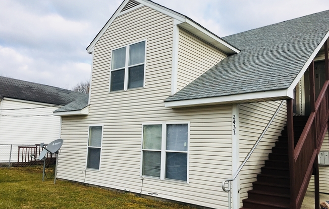 Updated Two Bedroom Apartment in Portland