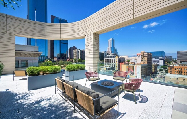 1 bed, 1 bath, 711 sqft, $3,200, Unit 2411