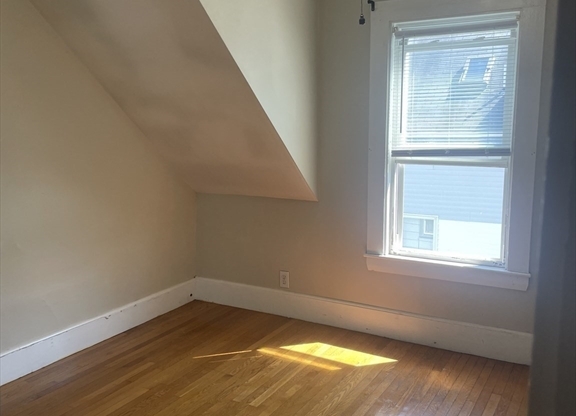 1 bed, 1 bath, 600 sqft, $1,700, Unit 3