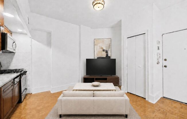 1534 Mount Vernon St.