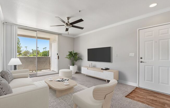 1 bed, 1 bath, 738 sqft, $1,175, Unit 319