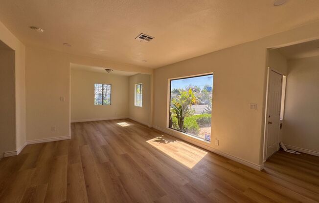 3bd 2ba + Office Space