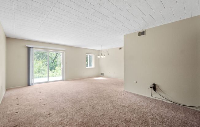 2 beds, 1 bath, 950 sqft, $1,199, Unit 104 B