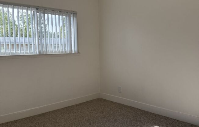 2 beds, 1 bath, 825 sqft, $1,550, Unit 5325-56