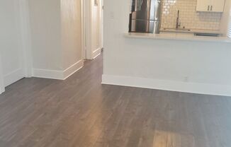 2 beds, 1 bath, $2,495