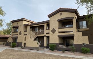 Beautiful 2 Bedroom 2 Bath East Valley Condo