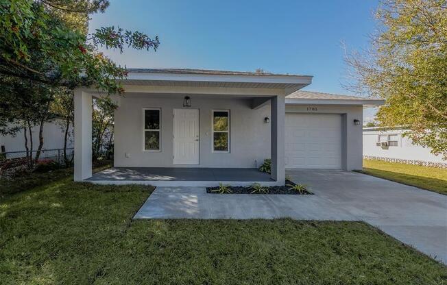 114 PEARL AVE S