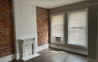 2 beds, 1 bath, $1,295, Unit 1521 Mellwood Ave