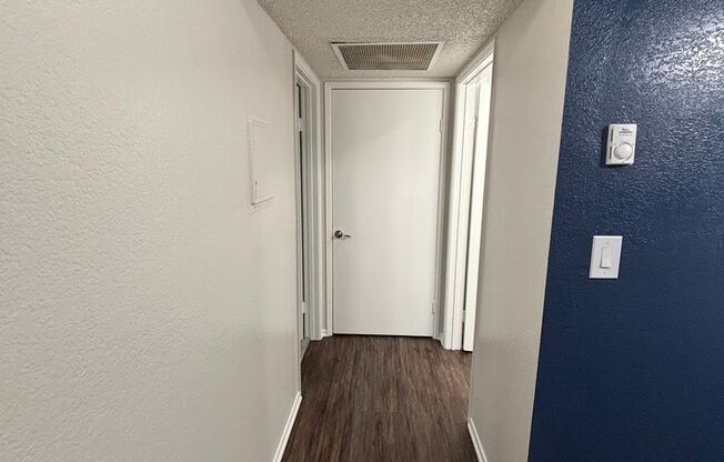 1 bed, 1 bath, 750 sqft, $2,220, Unit 714