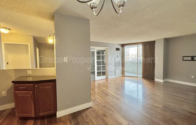 2 beds, 2 baths, 873 sqft, $1,725, Unit 106