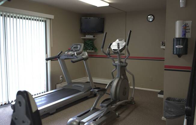 workout accessories at Woodmere Townhomes, Cedarburg, Wisconsin