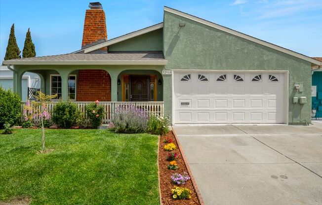 Spacious 3 Bed / 2 Bath + Separate In-Law Suite (4 Bed / 3 Bath Option!)