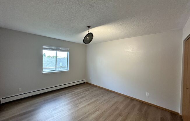 2 beds, 1 bath, 1,100 sqft, $1,495, Unit 44-201