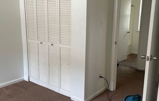 1 bed, 1 bath, 640 sqft, $990, Unit 177K