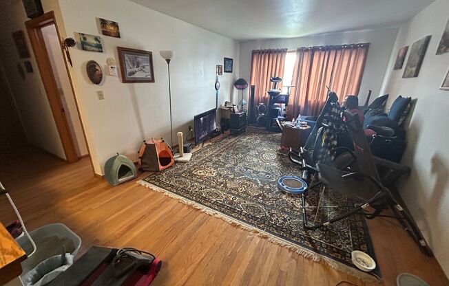 1 bed, 1 bath, $1,015, Unit 14