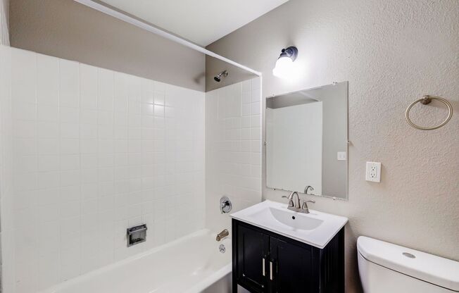 1 bed, 1 bath, 552 sqft, $1,750, Unit 304