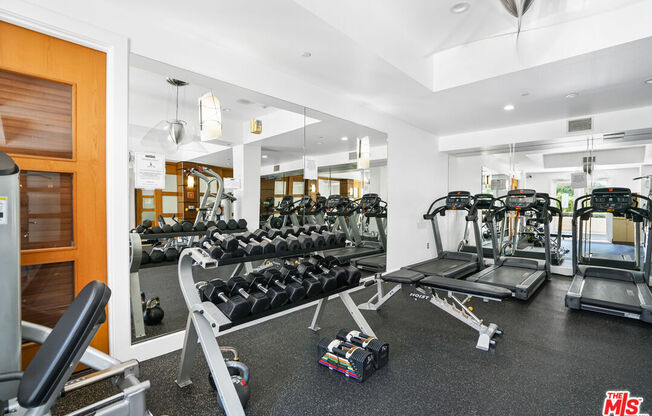 3 beds, 2 baths, 1,213 sqft, $3,600, Unit 209