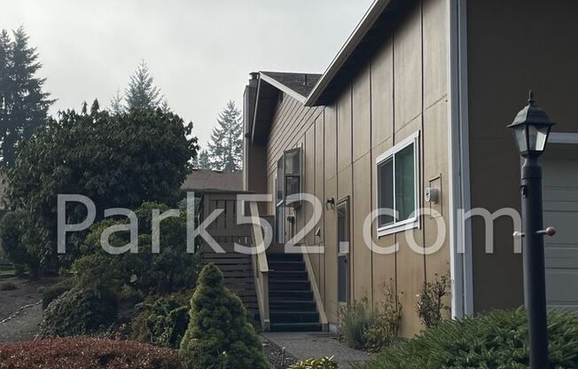 2 beds, 2 baths, $1,995