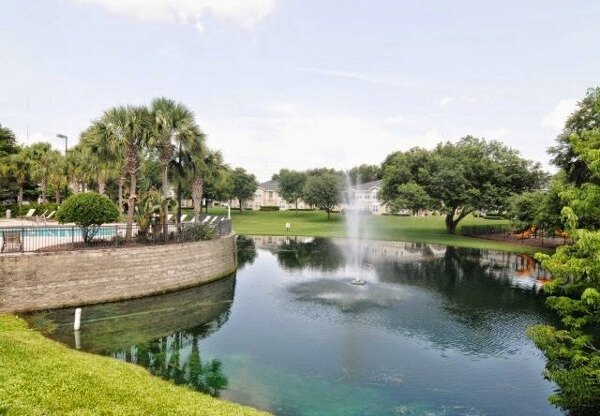 Hawthorne Groves Apartments in Orlando