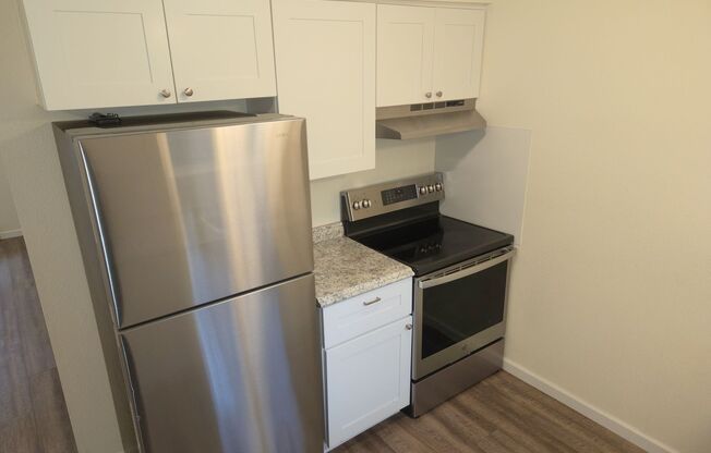 Recently Remodeled 2 Bed, 1 Bath Townhouse next to NAU!! Students OK! Sm Dogs OK! No Cats! Avail. Oct 10th!