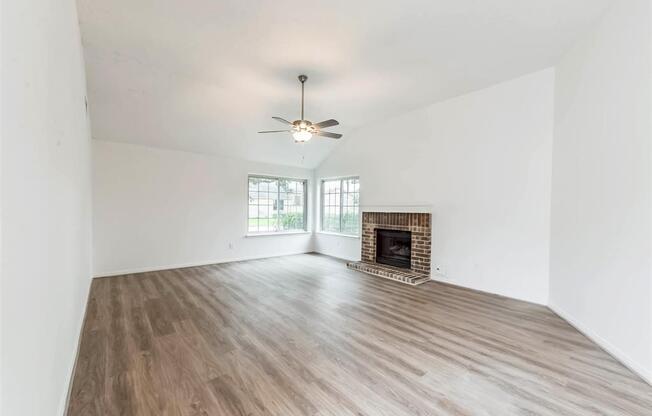 3039 ASHFORD PARK DR
