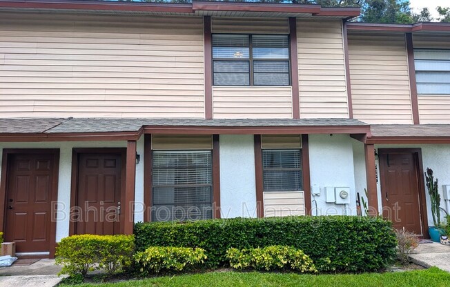 3441 OAK TRL CT