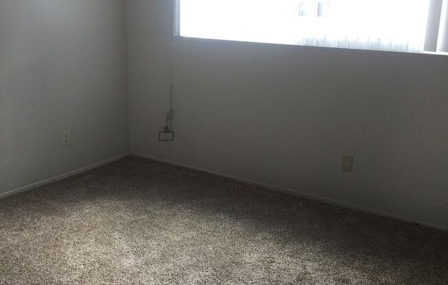 2 beds, 1 bath, $2,200, Unit #3