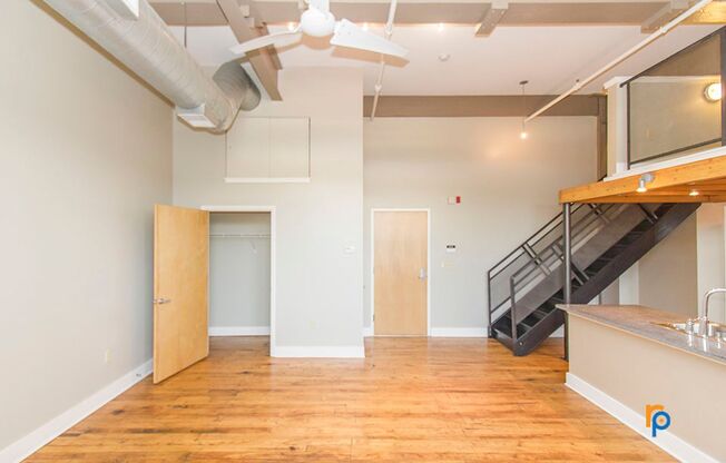 1 bed, 1 bath, 783 sqft, $1,195, Unit 3301-113