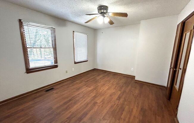 Spacious 3 BD/2BA Townhome near Cary!