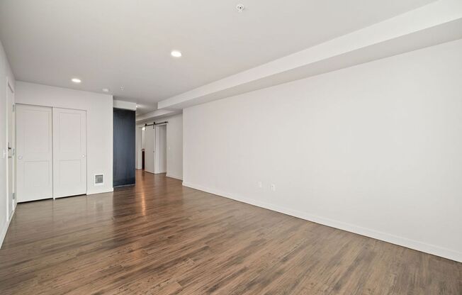 1 bed, 1 bath, 627 sqft, $2,150, Unit 701