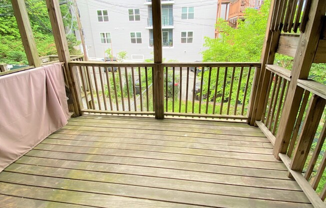 207 K ST