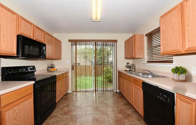 FRESHLY PAINTED | ONE STORY | OPEN CONCEPT | GREAT LOCATION: 1604 & SHAENFIELD