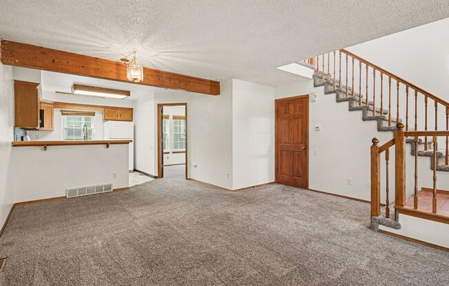 Conveniently Located 3BR/2.5 Bath Townhome