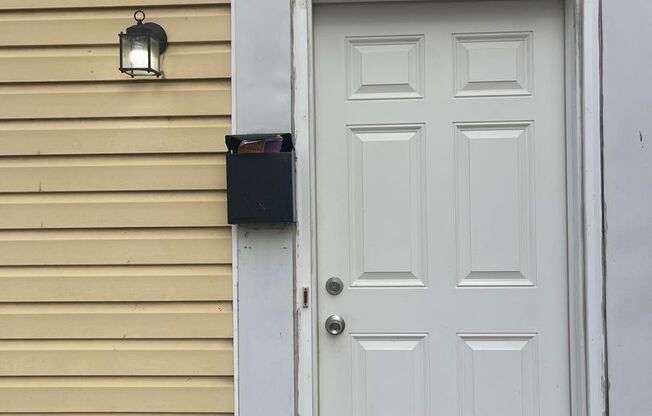E. Court Ave., 727 &amp; 729