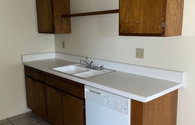 1 bed, 1 bath, 625 sqft, $2,100, Unit D