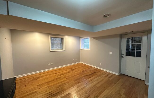 2 beds, 1 bath, $1,400, Unit 4057 #GDN