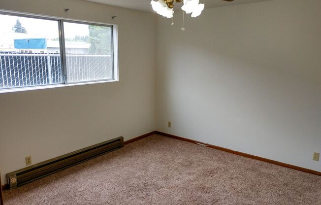 132 168 SUNSET AVE N