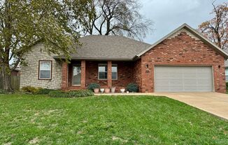 883 W. HEATHER GLEN RD., NIXA - 1 SMALL PET NEGOTIABLE - CALL OFFICE FOR SHOWING INFORMATION