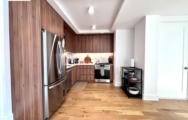 2 beds, 2 baths, $5,425, Unit 702