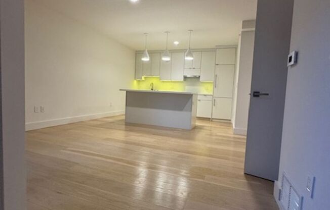 1 bed, 1 bath, 600 sqft, $2,495, Unit 53